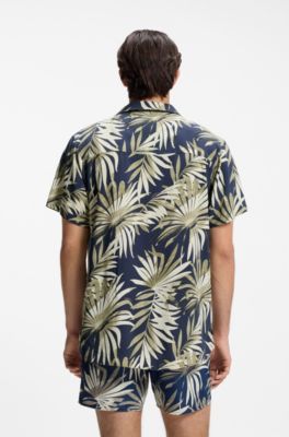 Camisa regular fit con estampado integral, Caqui