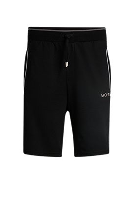 Shorts with contrast piping