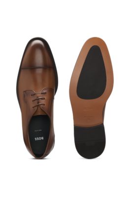 Cap-toe Derby shoes leather