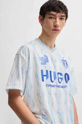 Camiseta oversize fit con ilustraci&oacute;n inspirada en el f&uacute;tbol, Blanco