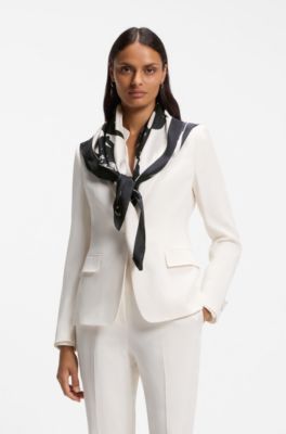 Foulard carr&eacute; confectionn&eacute; en Italie en twill de soie &agrave; imprim&eacute;, Noir