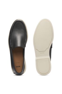 Mocasines de piel abatanada con detalle de logo, Negro