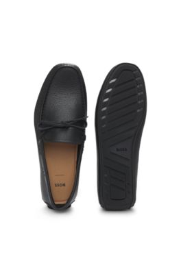 Grained-leather moccasins with driver sole, Black