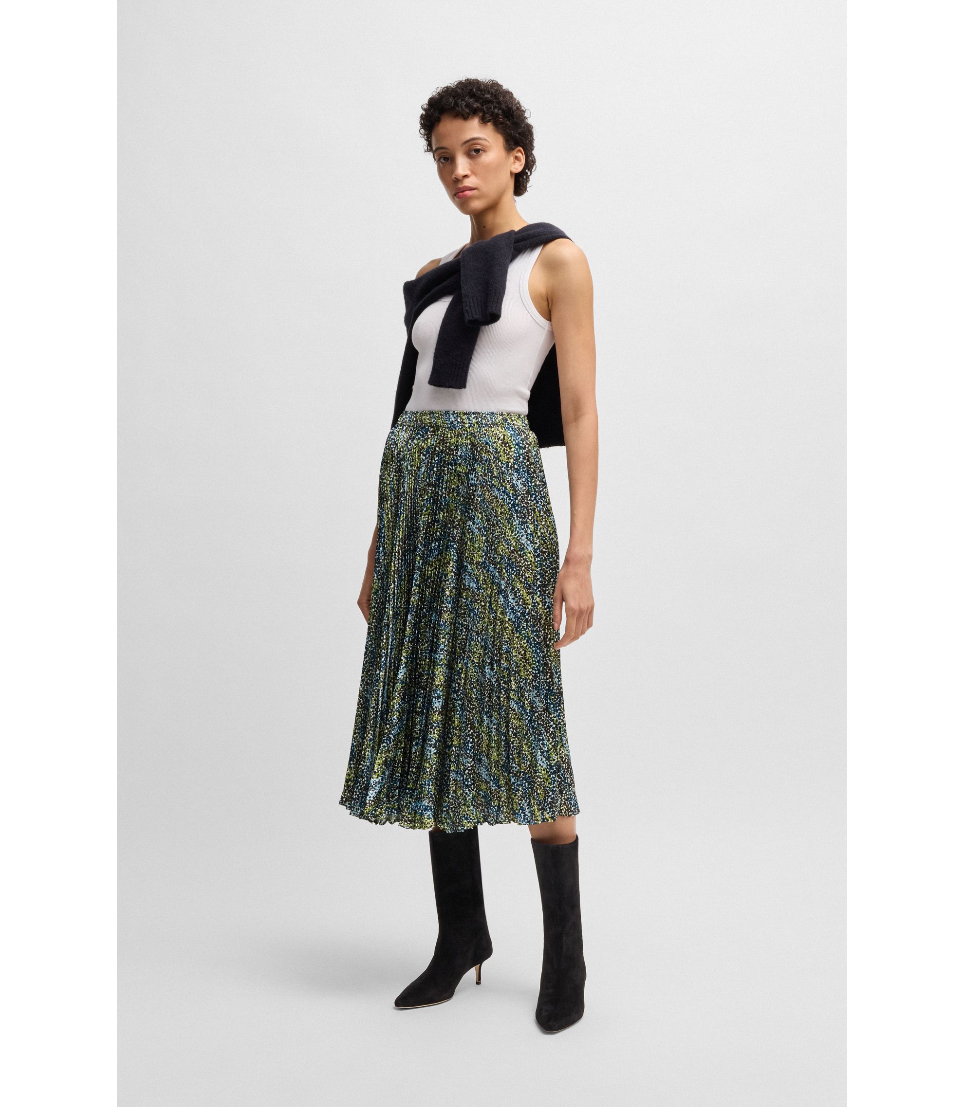BOSS - Midi-length skirt in printed plissé satin - Patterned