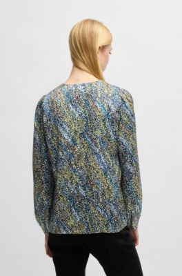Regular-fit blouse with V neckline in printed satin, Patterned