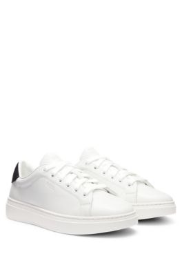 Deportivas de piel con tal&oacute;n de ante, Blanco