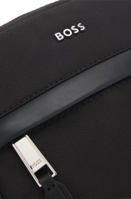 Bolso mensajero con apliques de piel, Negro