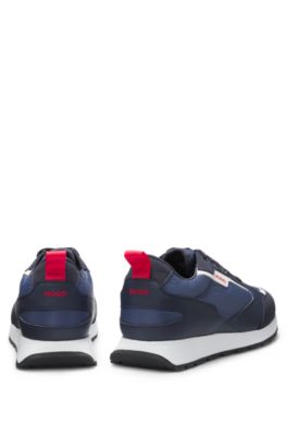 Deportivas de mezcla de materiales con detalles de la marca, Celeste