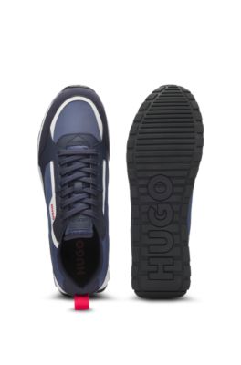 Deportivas de mezcla de materiales con detalles de la marca, Celeste