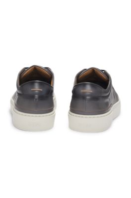 Gary low-top trainers in burnished leather, Dark Grey
