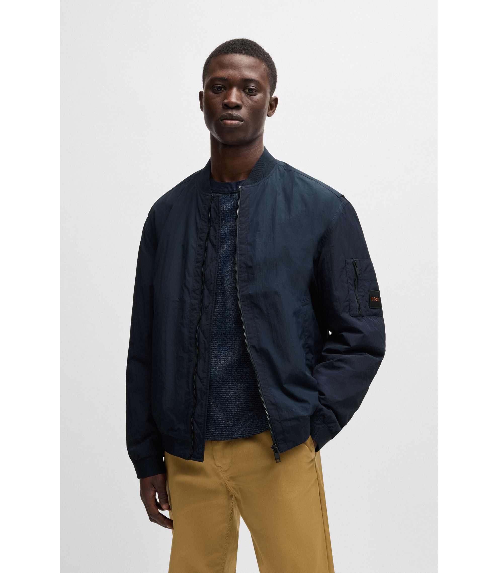 hbna50536798_404_350?wid=1980&