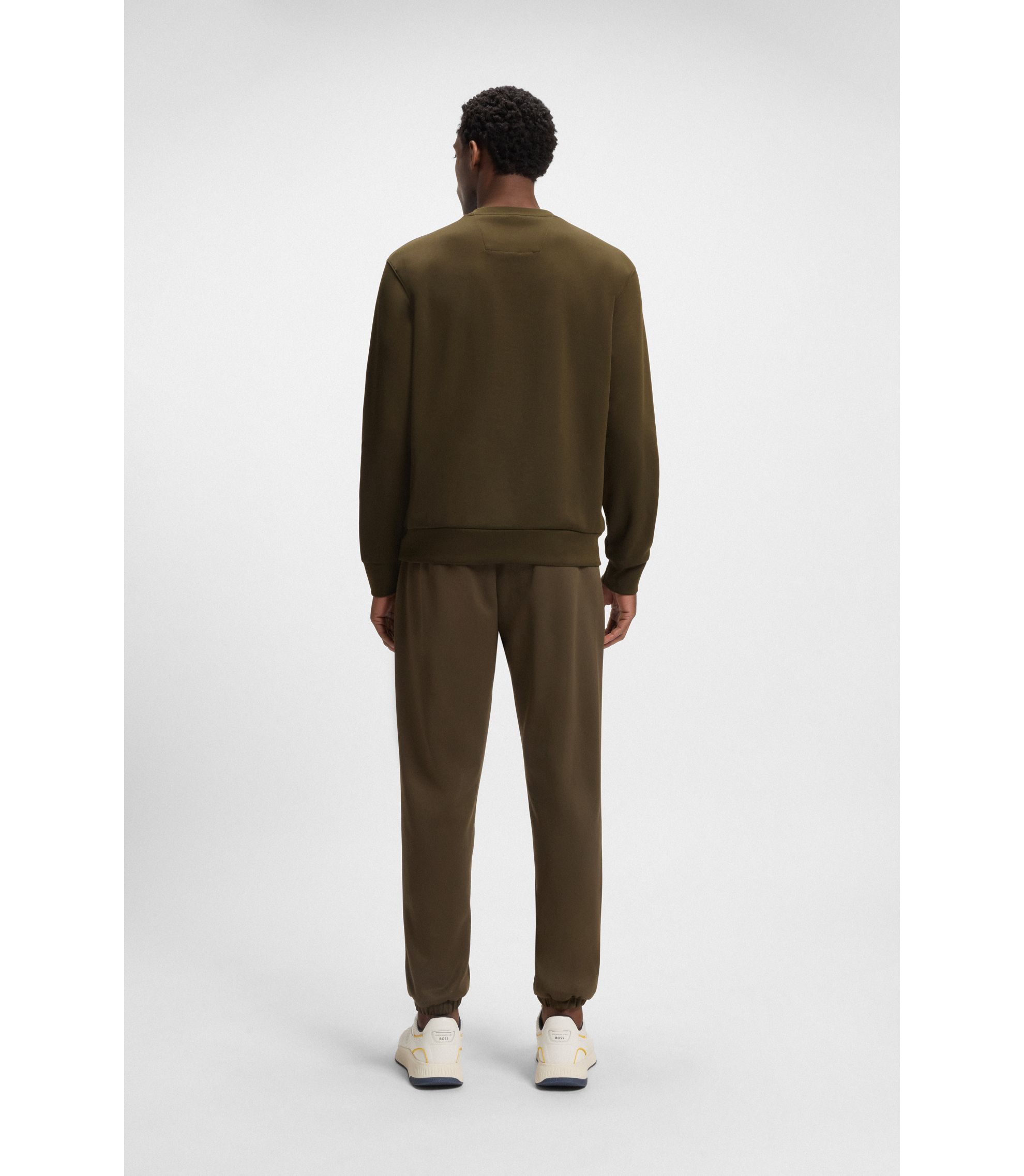 hbna50537383_302_360?wid=1980&