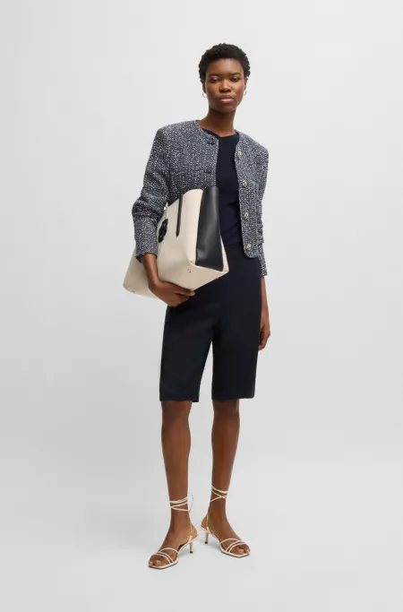 Relaxed-fit shorts with wide leg