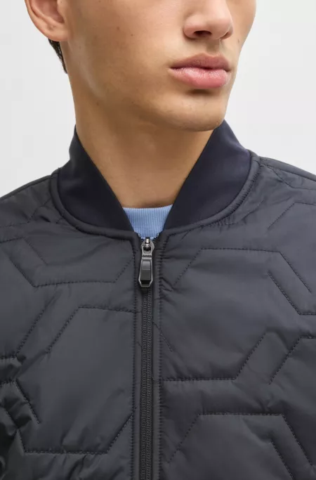 Hybrid sweatshirt with quilted upper body and mesh lining