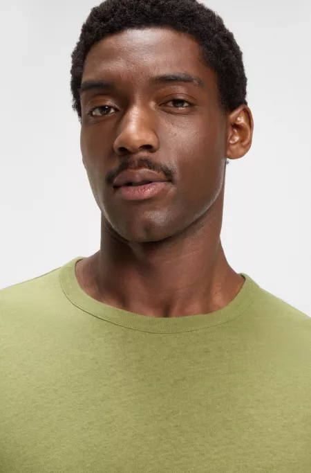 Regular-fit T-shirt in cotton and linen