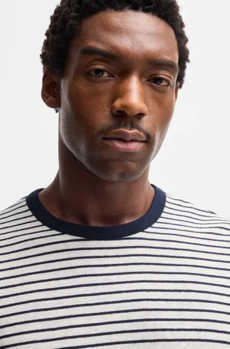 Regular-fit T-shirt in cotton and linen