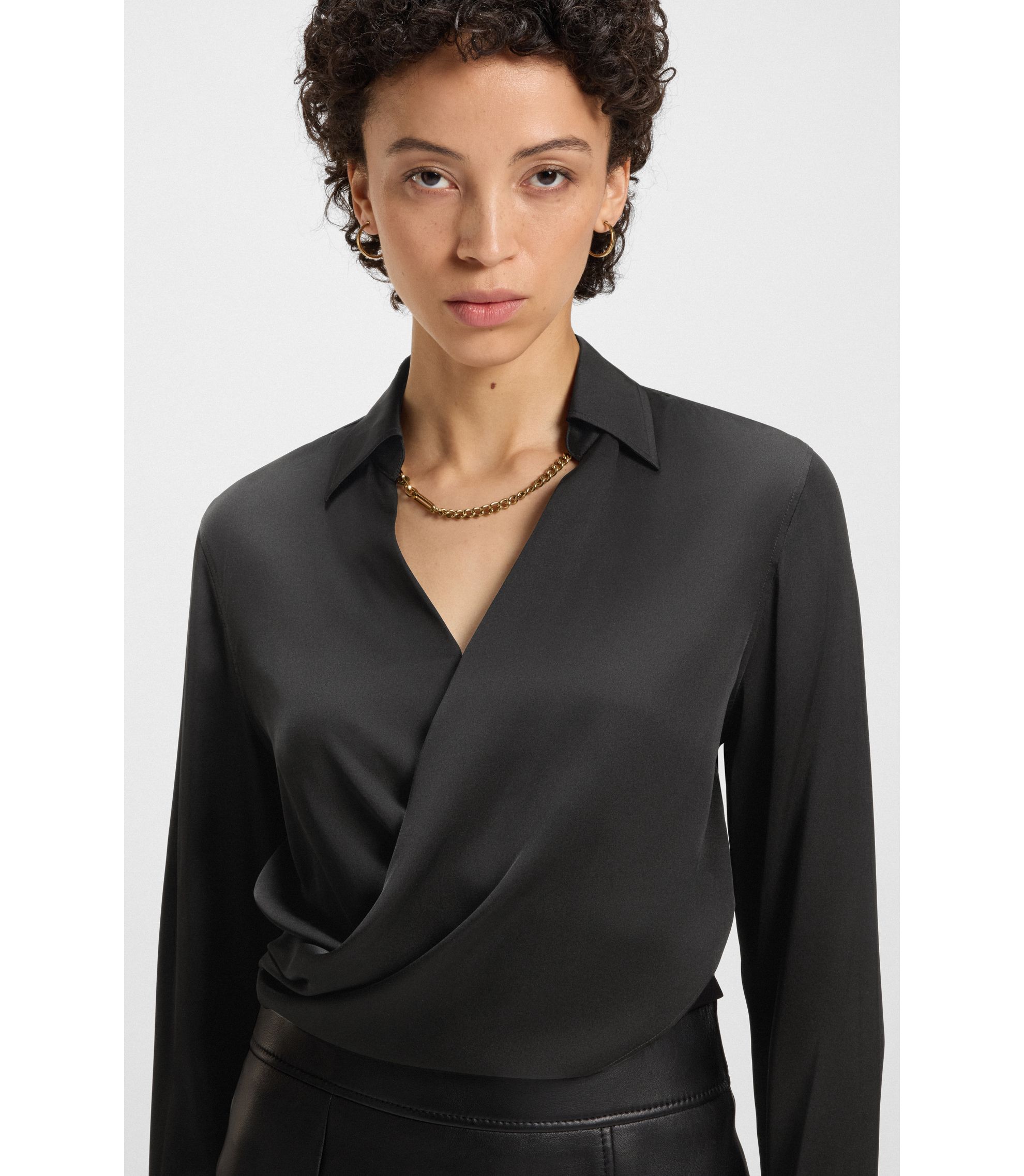 トップス S front belt blouse hbna50537637_001_340?wid=1980&