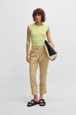 Top con cuello en pico y estructura de punto, Verde