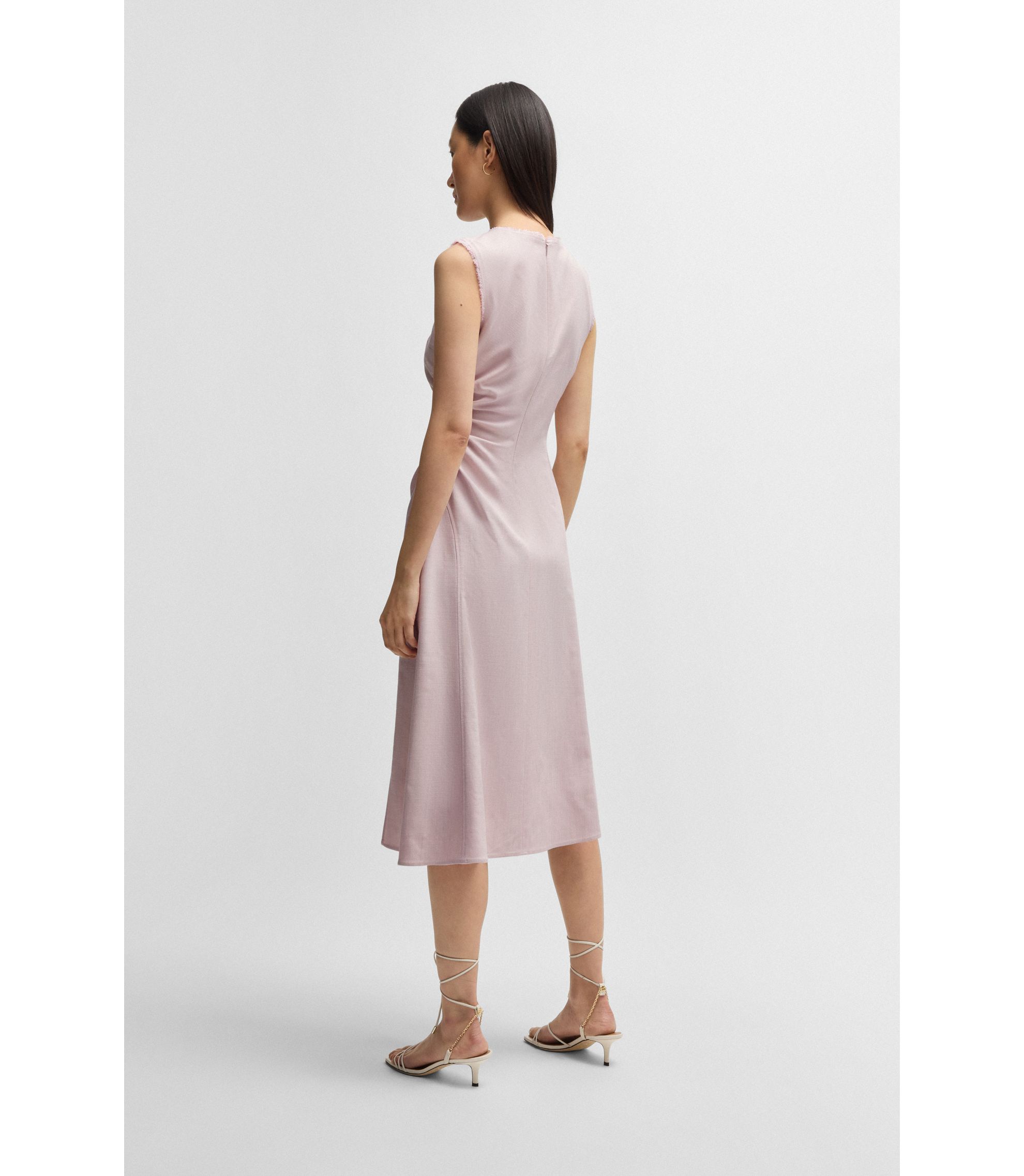 hbna50537879_977_310?wid=1980&