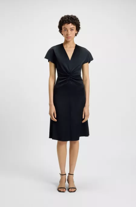 V-neck dress with gathered waistband