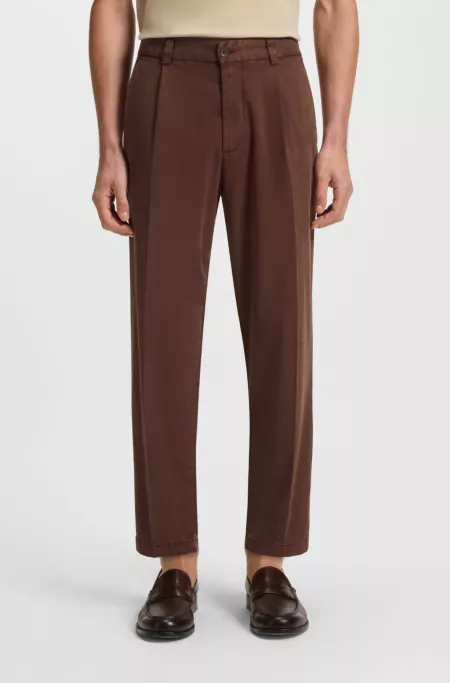 Tapered-fit trousers in stretch twill