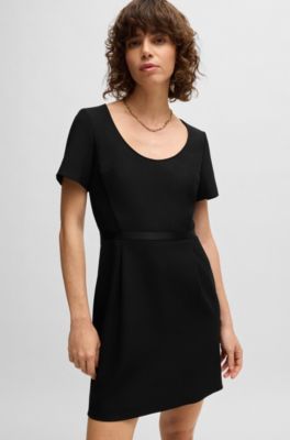 Vestido slim fit con detalle de cinta, Negro