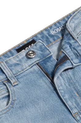 Vaqueros de pernera acampanada en c&oacute;modo denim el&aacute;stico en tono azul, Celeste
