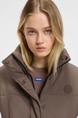 Water-repellent gilet with Happy HUGO badge, Brown