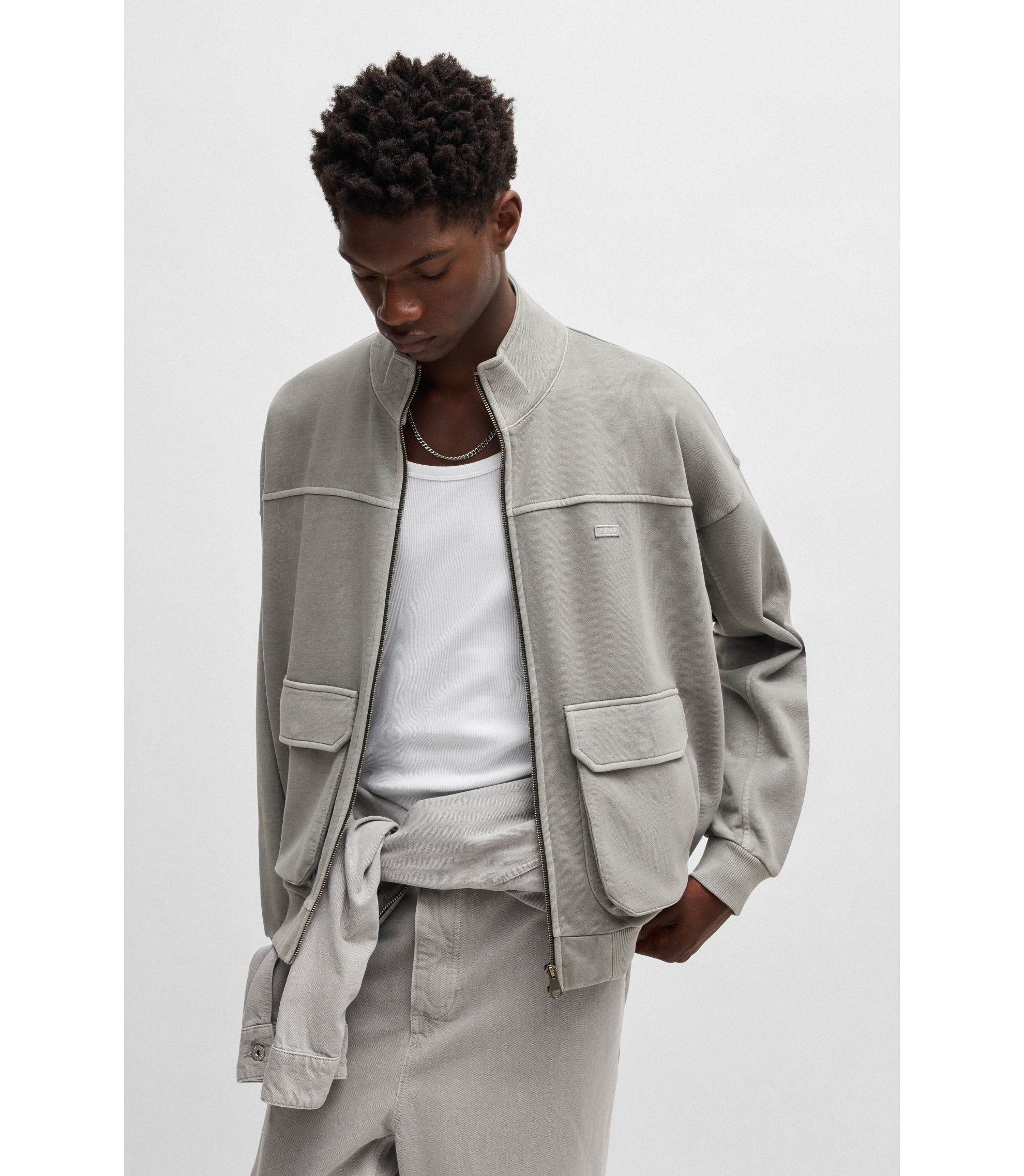 hbna50538672_001_350?wid=1980&