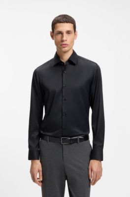 Camisa slim fit en sarga el&aacute;stica t&eacute;cnica, Negro
