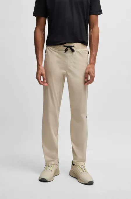 Active trousers with four-way stretch