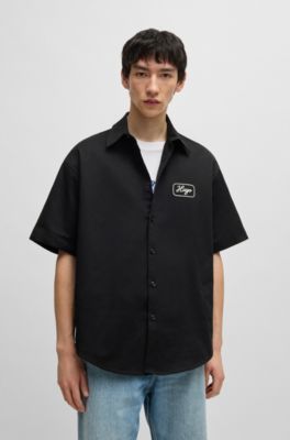 Camisa de sarga de algod&oacute;n con ilustraci&oacute;n bordada, Negro