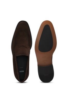 Mocasines de ante elaborados en Italia con ribete cl&aacute;sico, Marr&oacute;n oscuro