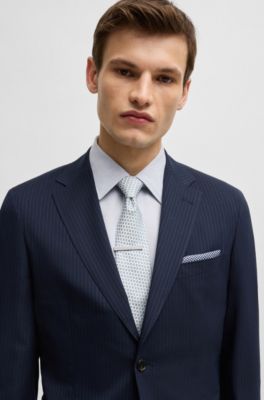 Cravate en jacquard de soie &agrave; motif confectionn&eacute;e en Italie, bleu clair