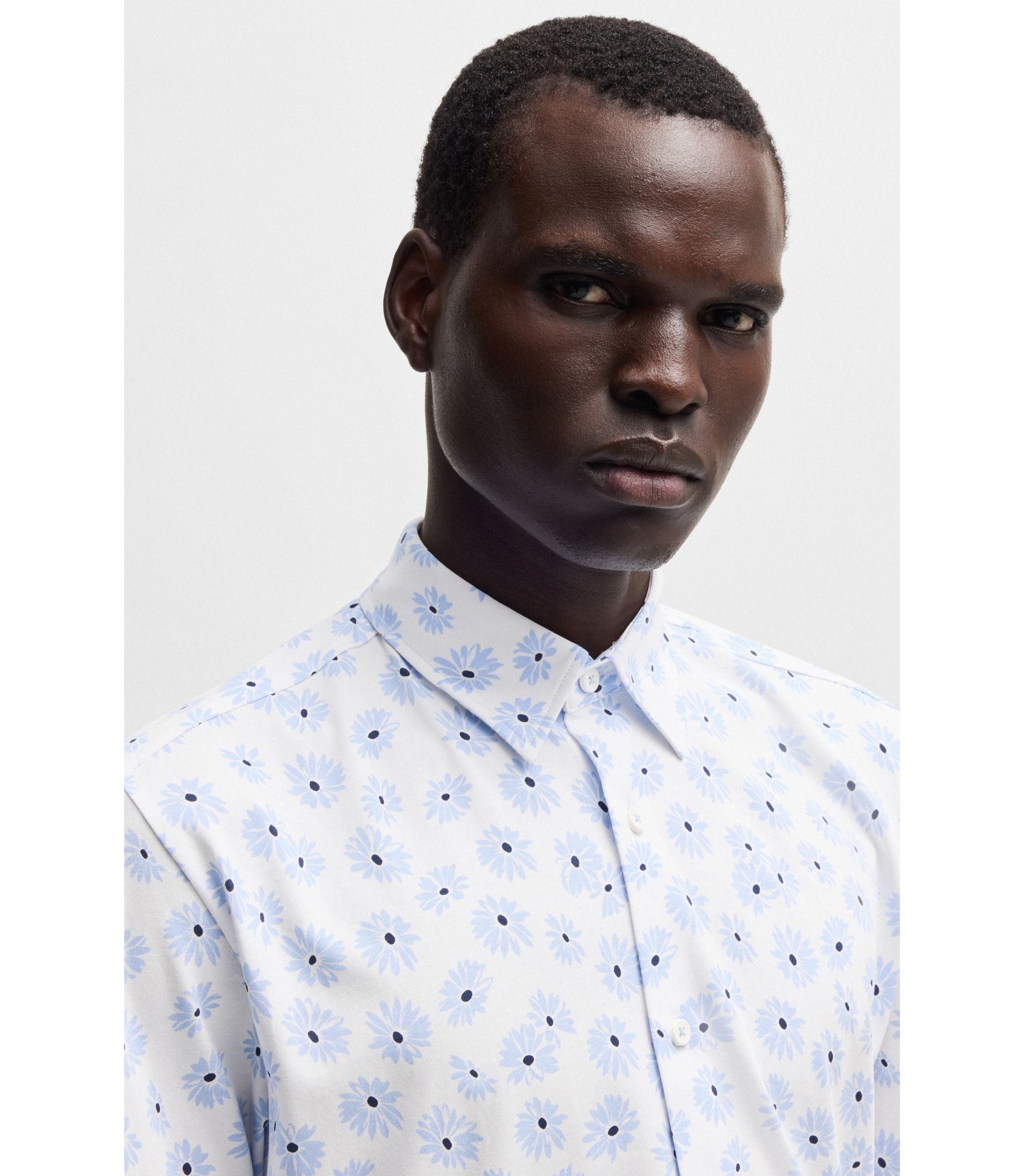 hbna50539467_450_340?wid=1980&