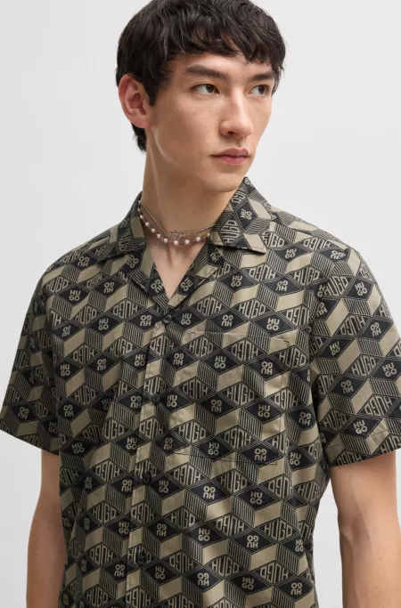 Relaxed-fit shirt in cotton with geometric-logo print