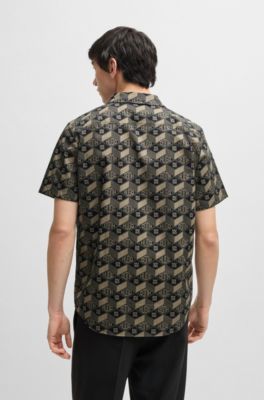 Camisa relaxed fit en algod&oacute;n con logo geom&eacute;trico estampado, Fantas&iacute;a