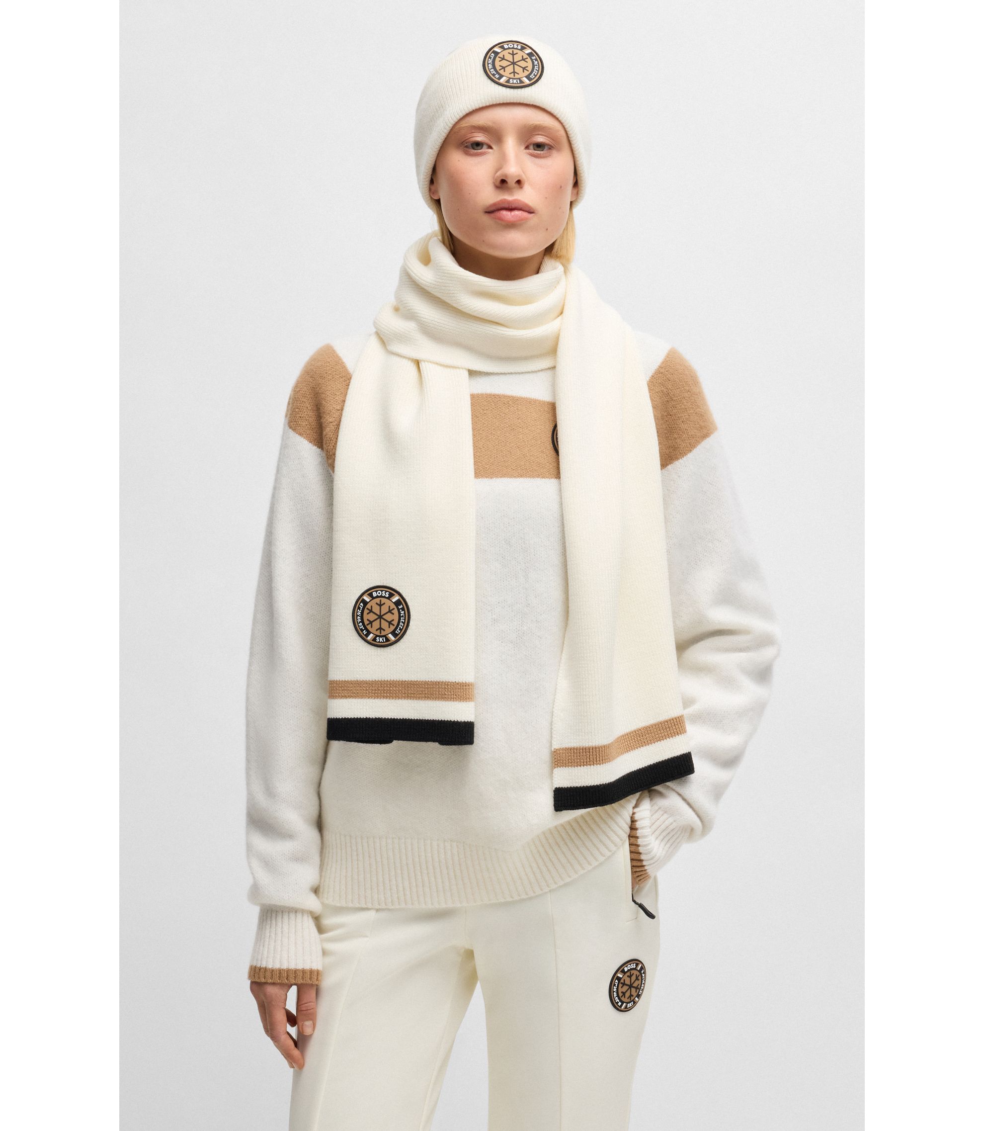 BOSS ホワイト マフラー Magelo R Scarf L BOSS ホワイト マフラー Magelo R Scarf L BOSS ホワイト