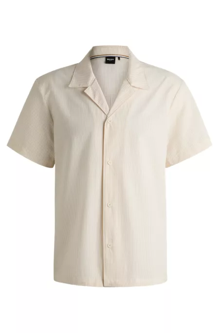Regular-fit shirt in soft seersucker