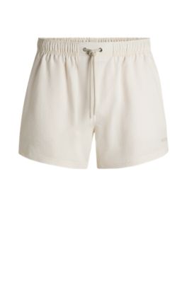 Short de bain en tissu seersucker avec logo brod&eacute;, Blanc