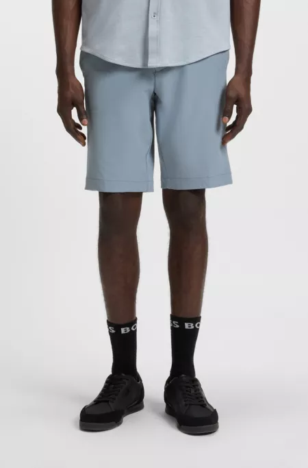 Slim-fit shorts in water-repellent stretch fabric