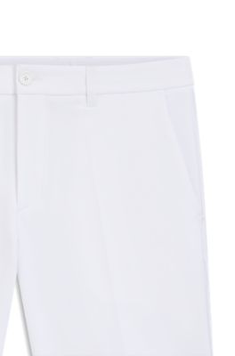 Short Slim en tissu stretch d&eacute;perlant, Blanc