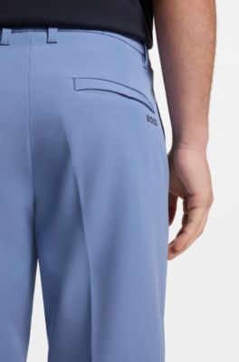 Short Slim en tissu stretch d&eacute;perlant, bleu clair