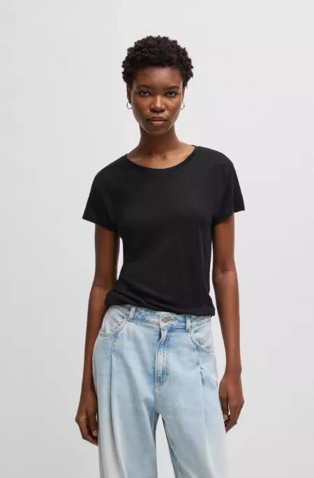 Scoop-neck linen T-shirt with gathered back