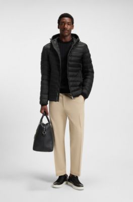 Chaqueta acolchada en tejido repelente al agua con relleno de plum&oacute;n, Negro