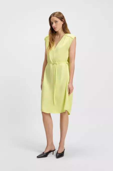 V-neck dress with integrated belt