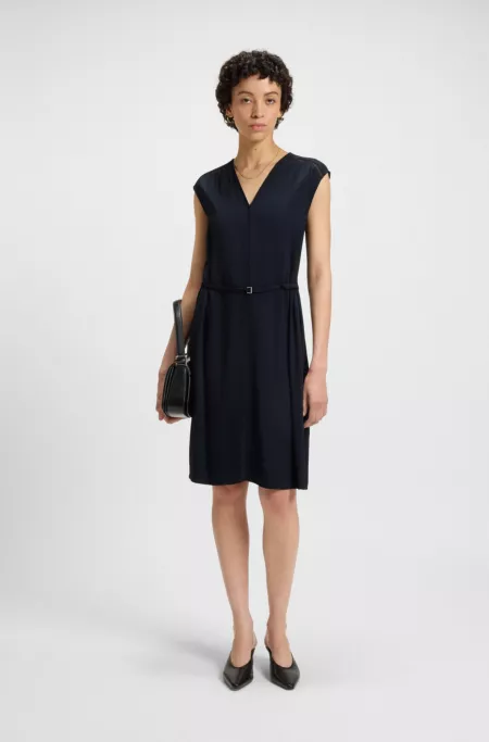 V-neck dress with integrated belt