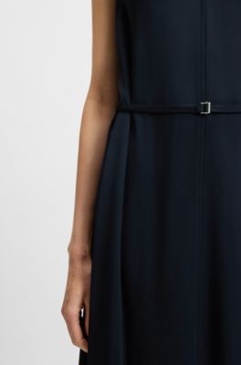 Robe &agrave; col&nbsp;V et ceinture int&eacute;gr&eacute;e, Bleu fonc&eacute;