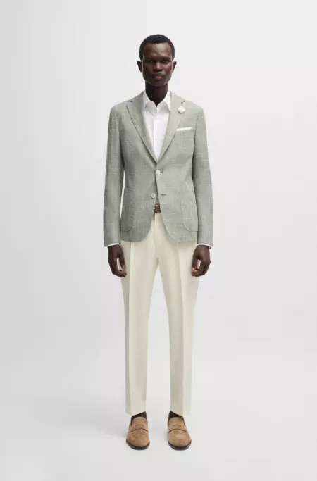 Slim-fit blazer in micro-patterned fabric