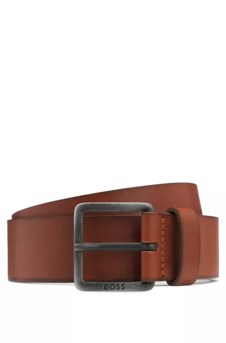 Logo-buckle belt in leather
